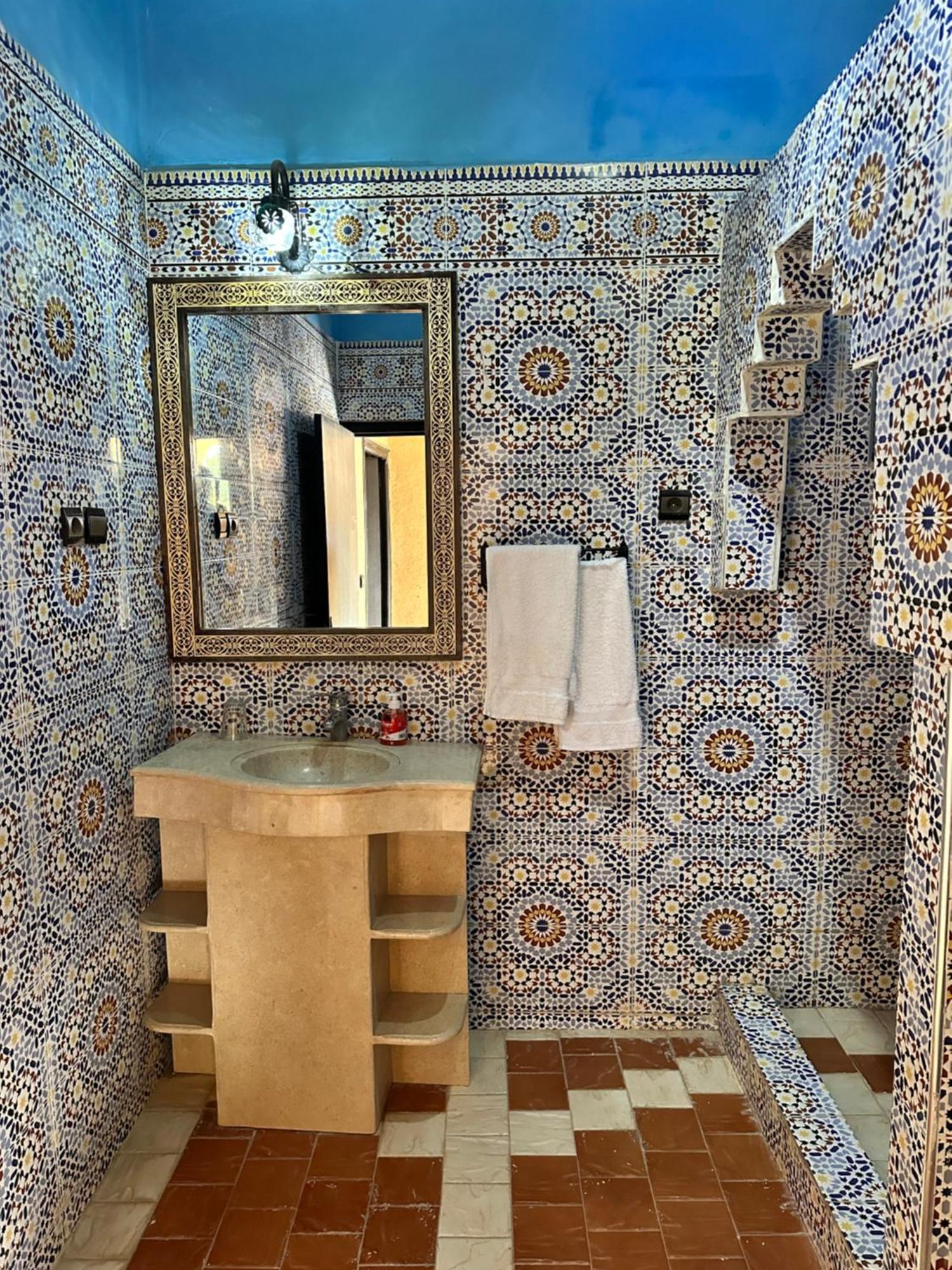 Riad Kasbah Le Touareg 메르주가 외부 사진