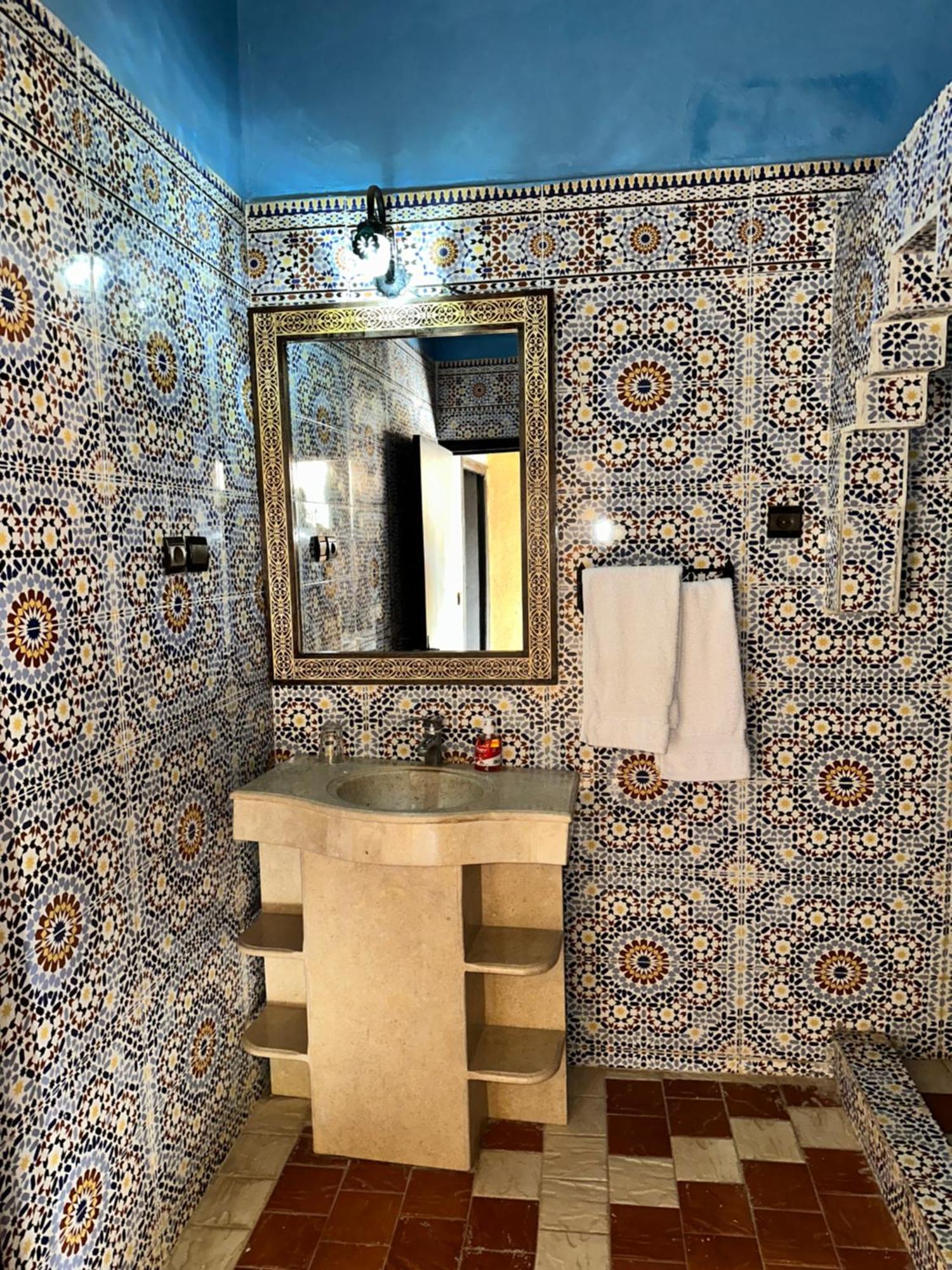 Riad Kasbah Le Touareg 메르주가 외부 사진