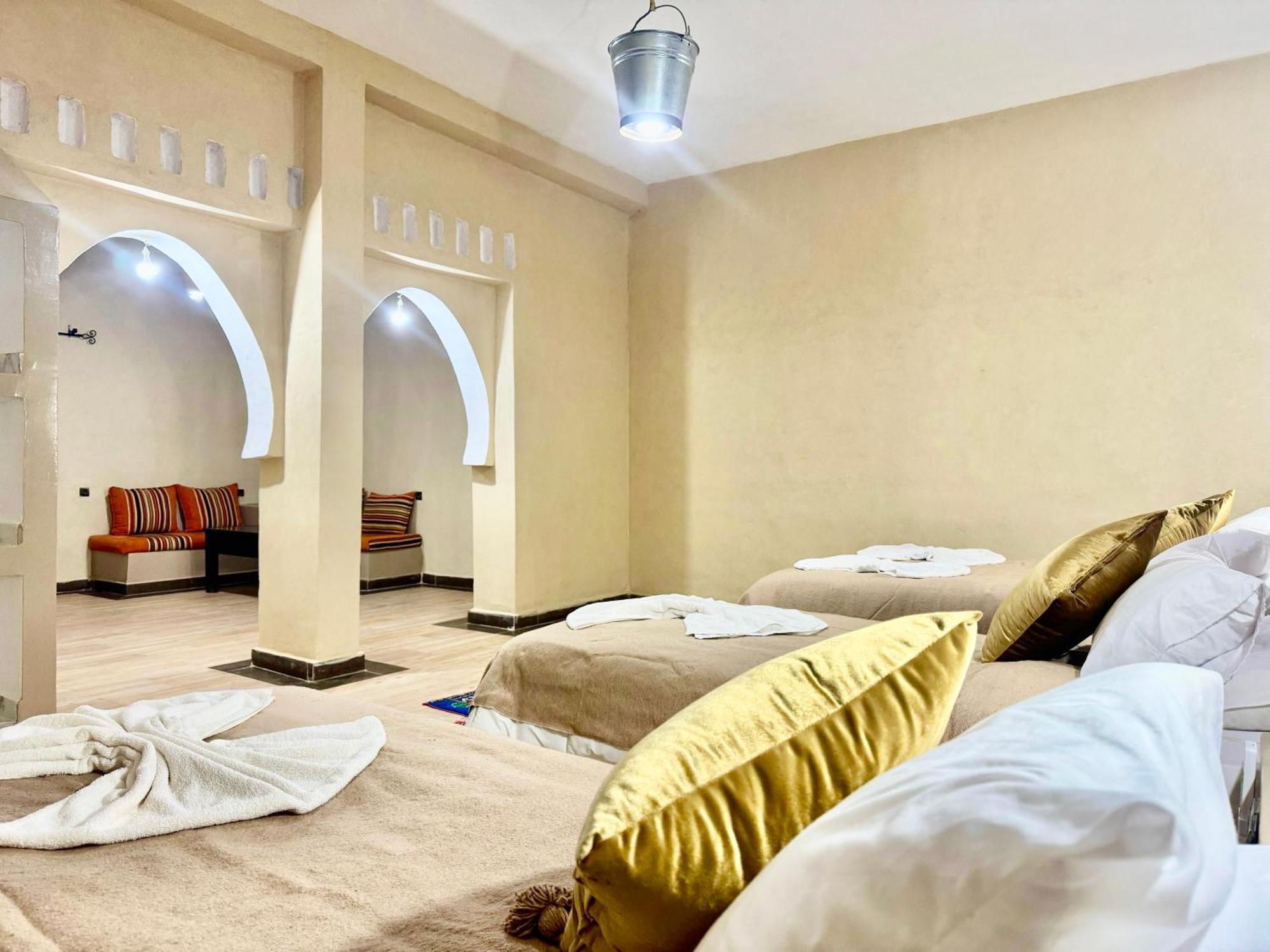 Riad Kasbah Le Touareg 메르주가 외부 사진