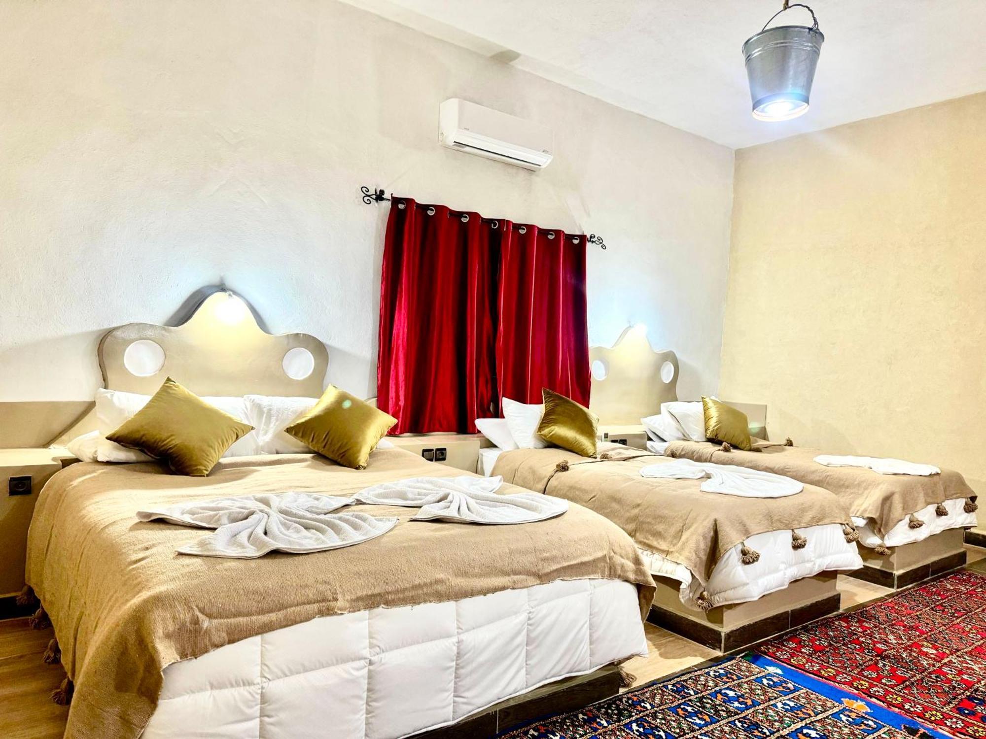 Riad Kasbah Le Touareg 메르주가 외부 사진